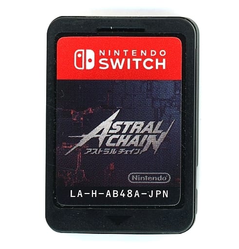 ニンテンドースイッチソフト　ASTRAL CHAIN [通常版] (箱説なし) 駿河屋 -<中古>ASTRAL CHAIN [通常版] (箱説なし)（ニンテンドー