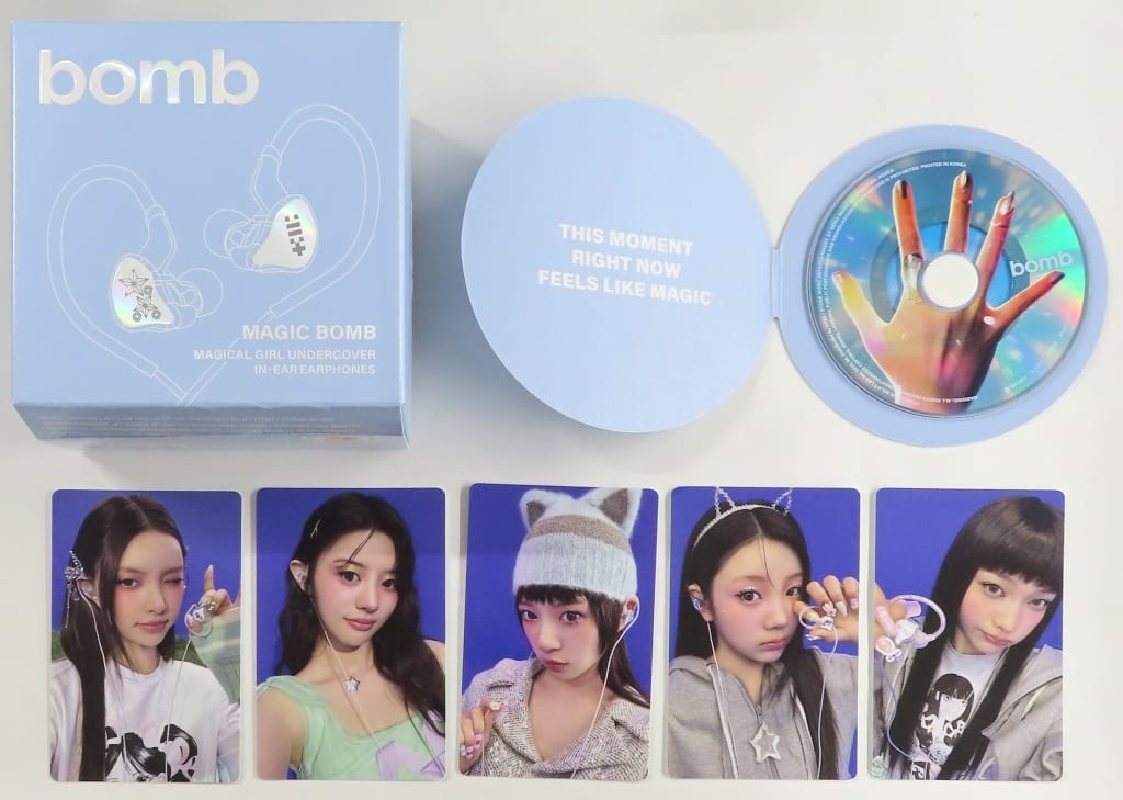 駿河屋 -<中古>ILLIT / bomb(Merch Ver.)[輸入盤](状態：複数不備有り