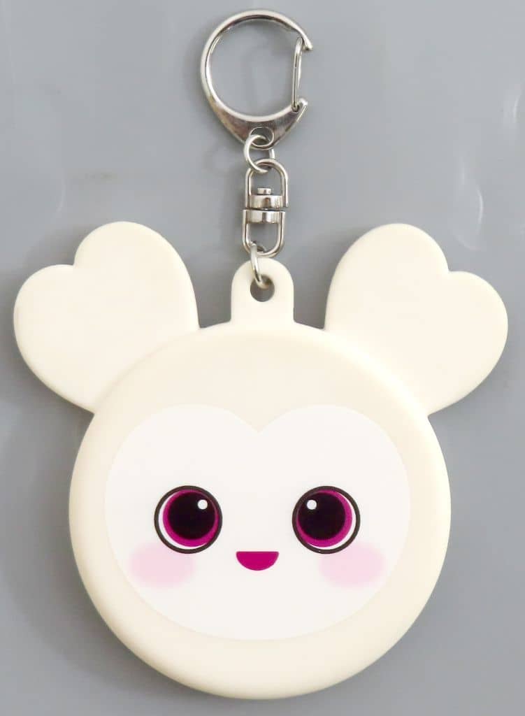 TWICE キーホルダー World Tour】TWICE WORLD TOUR 2019 キーホルダー