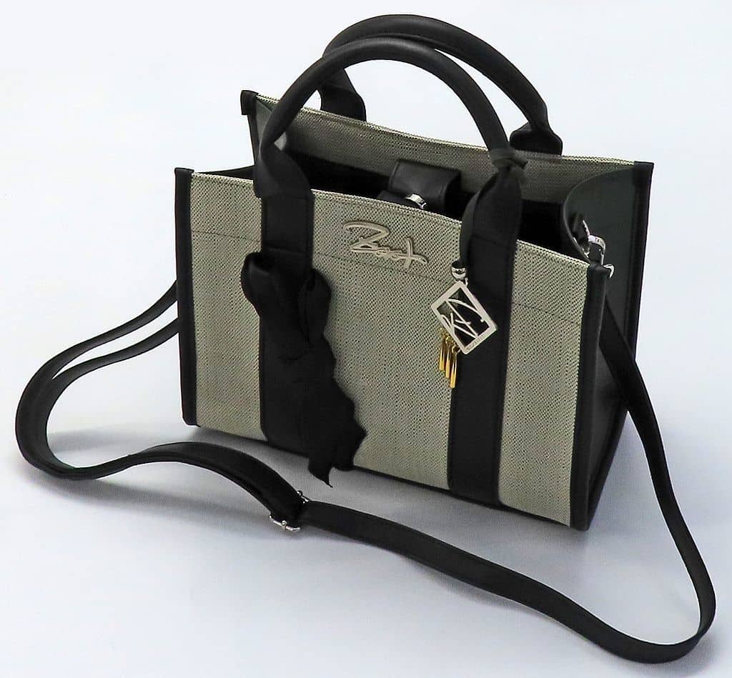 ロロノア・ゾロ ショルダーバッグ ワンピース・プレミア・サマー 2023 駿河屋 -<中古>ロロノア・ゾロ ショルダーバッグ 「ワンピース