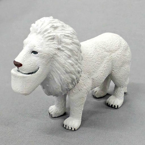 white lion toy