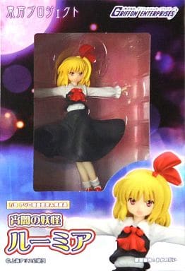 グリフォン　宵闇の妖怪ルーミア　限定カラー　塗装済み完成品フィギュア　未開封 東方Project」より宵闇の妖怪「ルーミア」がフィギュア化。3月27日より