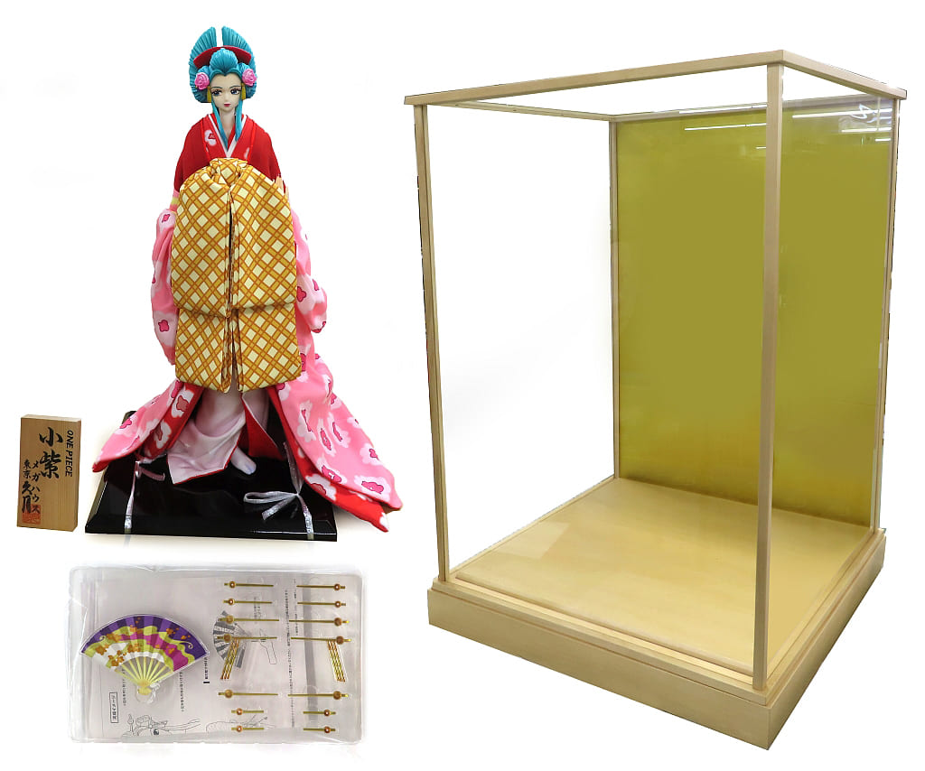 ギ*ュ様 小紫　メガハウス×久月　高級ガラスケース付き　ワンピース　新品未開封 ワンピース】久月×MegaHouse 日本人形 小紫 （専用ガラスケース付き