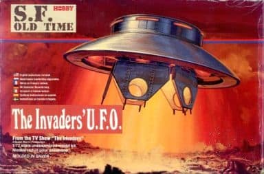 Plastic model 1/72 The Invaders' U.S. F. O. 