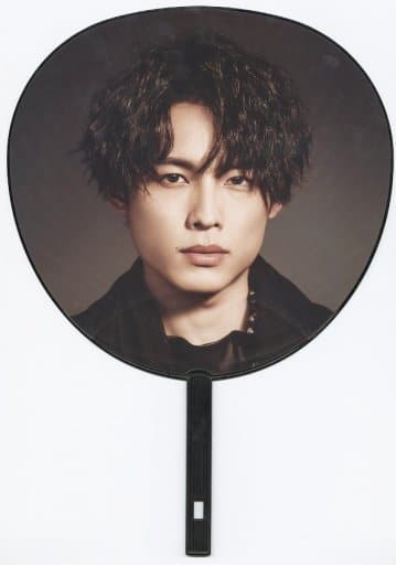 駿河屋 -<中古>松村北斗(SixTONES) ジャンボうちわ 「on eST