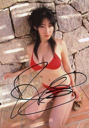 T*7様 【限定直筆サイン入りチェキ】佐藤寛子　白ビキニ水着ショット　シリアルナ 佐藤寛子 直筆？サイン入り - メルカリ