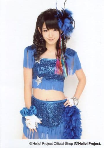 駿河屋 -<中古>°C-ute/鈴木愛理/膝上・衣装青銀・左手腰・体正面