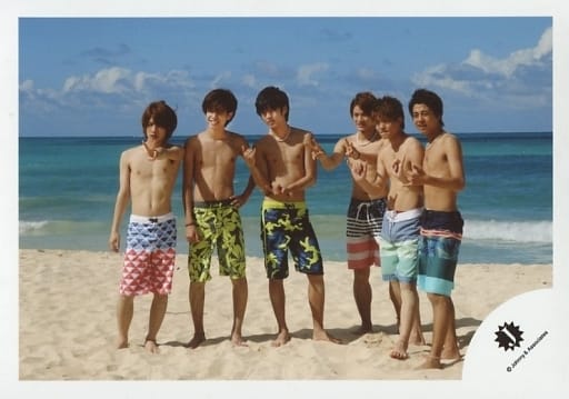 駿河屋 -<中古>ジャニーズJr./集合(6人)/横型・全身・上半身裸・水着