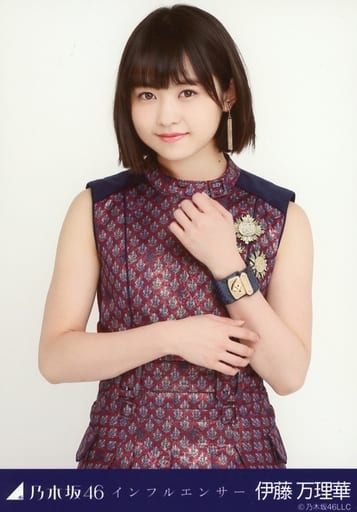 伊藤万理華 上半身 乃木坂46 インフルエンサー 会場限定ランダム生写真 Goods Accessories Suruga Ya Com