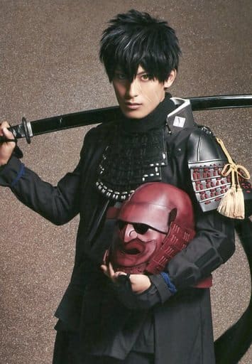 Official Photo Male Actor Naoki Takeshi Doudanuki Masakuni Kneecaps Right Handed Sword Shoulders Character Actor Shot Stage Touken Ranbu Joden Mitsutsura Seito Katari Trading Bromide Goods Accessories Suruga Ya Com