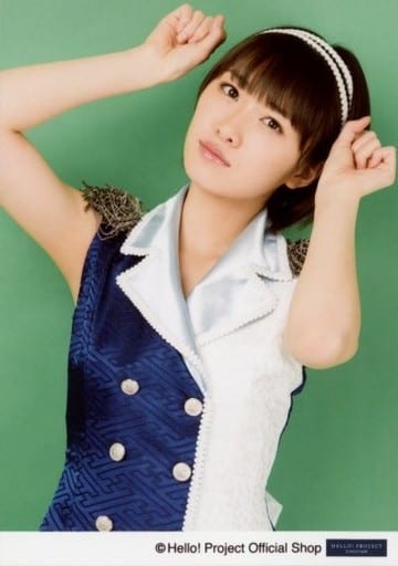 駿河屋 -<中古>モーニング娘。'16/工藤遥/上半身・衣装白・青・両手