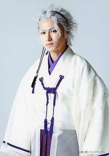 松田凌 金城白子 上半身 衣服白 和服 双手下垂 角色生写真 笑傲昙天 先行特典明信片 杂货 小物件 Suruga Ya Com