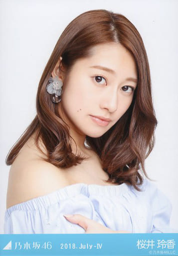 駿河屋 -<中古>桜井玲香/バストアップ・水色/乃木坂46 2018.July-IV