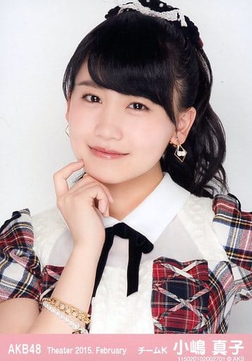 【★安心の定価販売★】 駿河屋 -<中古>小嶋真子/バストアップ/劇場トレーディング生写真 ノート