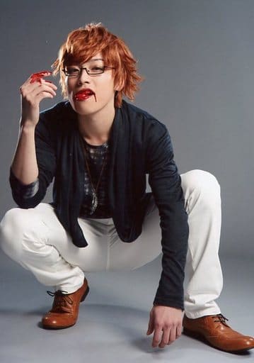 铃木胜吾 西尾锦 全身 角色生写真 服装黑 白 蹲 东京食尸鬼 正式明信片 杂货 小物件 Suruga Ya Com