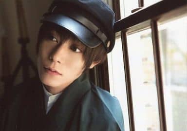 生写真 男 演员玉城裕规 卧式 丰胸 衣装黑色 和服 帽子 视线左侧 窗边 角色生写真 极上文学 Dogra Magra 极上明信片 天然色版 杂货 小物件