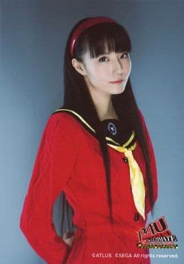 青木志貴 天城雪子 上半身 衣服紅 黑 黃 發箍 右向 兩臂後 背景灰色 生寫真 舞台 女神異聞錄persona4j 終極飛盤inn Mayonaka Arena 雜貨 小配件