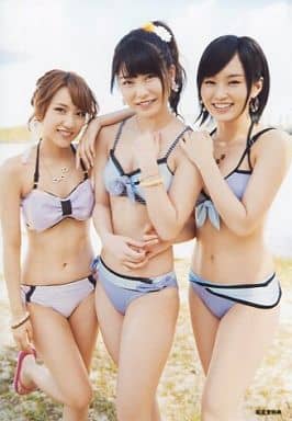 山本彩 生写真 水着 ラブラドール・レトリバー 劇場盤 店舗特典 3種セット 駿河屋 -<中古>山本彩/水着・膝上/CD｢ラブラドール・レトリバー