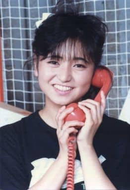 駿河屋 -<中古>おニャン子クラブ/永田ルリ子/バストアップ・衣装