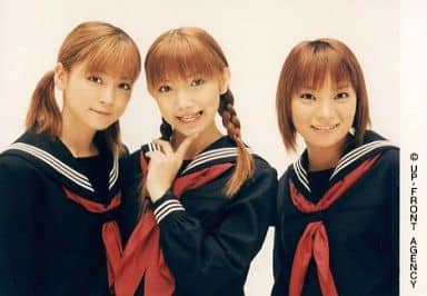 7958 モーニング娘。 後藤真希 吉澤ひとみ 生写真 駿河屋 -<中古>モーニング娘。/後藤真希・保田圭・吉澤ひとみ/横型