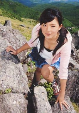 Ai Shinozaki / Whole Body / Costume Pink / DVD "Moeru Yama girl