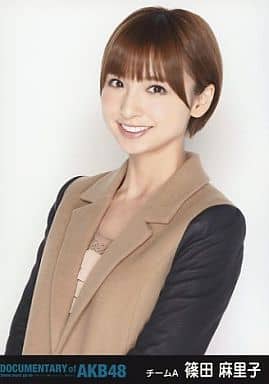 Official Photo Akb48 Ske48 Idol Akb48 Mariko Shinoda Bust Up Dvd Documentary Of Akb48 Show Must Go On Girls Are Wounded But Dreaming Included Special Gift Goods Accessories Suruga Ya Com