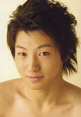 Official photo (male) / actor Hiroshi Yazaki (Kentaro Minami) / Bust Up