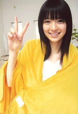 Official photo (female) / idol Rina Aizawa / Rina Aizawa photo