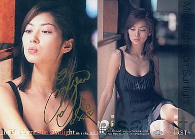 駿河屋 -<中古>25[金箔押し]：伊東美咲/金箔押し/伊東美咲 -FIRST