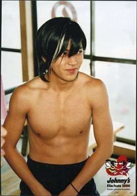 駿河屋 -<中古>NEWS/山下智久/膝上・上半身裸/「Johnny's Film Festa