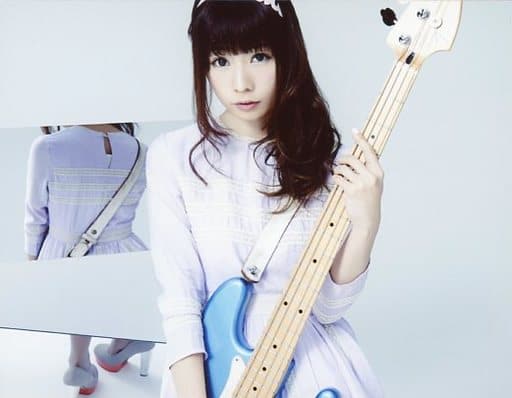 【詳細】山内あいな  Silent Siren コラボワンピース イベントレポート | すぅ＆山内あいな（SILENT SIREN） | Fender