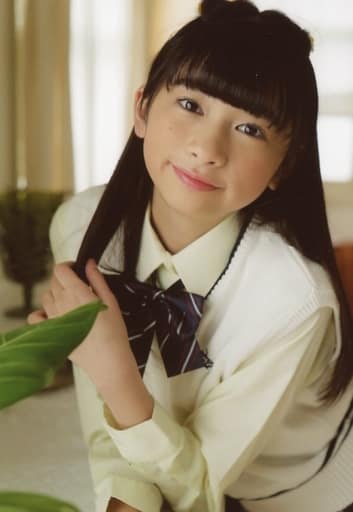 駿河屋 -<中古>月見里愛莉/上半身・衣装白・制服・体左向き