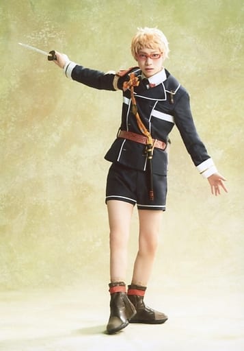 木津tsubasa 博多藤四郎 全身 战斗服 右手刀 背景米色 角色生写真 舞台 刀剑乱舞 慈传日日之叶子凋零 随机明信片 杂货 小物件 Suruga Ya Com