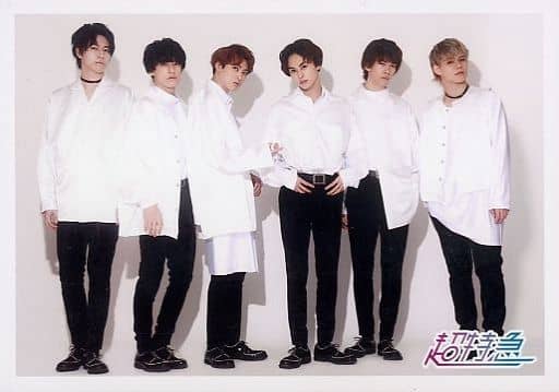 駿河屋 -<中古>超特急/集合(6人)/横型・全身・衣装白・両手下げ・背景