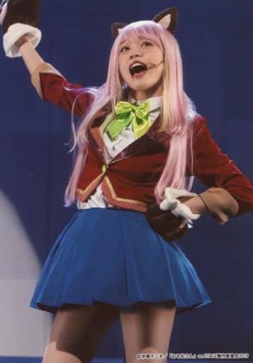 Official Photo Female Actress High Stone Light Hashimoto Nyaa Live Photo Above The Knee Costume Red Blue Right Hand Up Character Actor Shot Stage