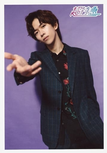超特急 船津稜雅 膝上 衣裝綠 黑 格紋 右上 歪頭 背景紫 梁上24th Birth Anniversary Ver 特別生寫真set 雜貨 小配件 Suruga Ya Com
