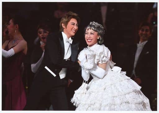 Takarazuka Revue Moon Group Ryo Tamaki Ru Kozuki Live Photo Horizontal Type The Knee Black White