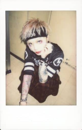 V系★NEVERLAND【涼太】チェキ★2015.1.8★4点セット V系☆NEVERLAND【涼太】落書き☆チェキ☆ Monopicture☆4点の通販 by
