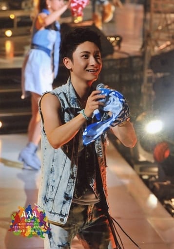 a Shinjiro Atae Live Photo Above Knee Light Blue Costume Denim Right Direction Right Hand Towel