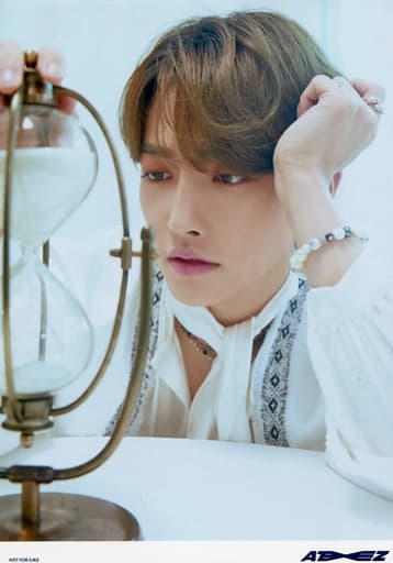 Ateez Honjun Hongjoong Cd Into The A To Z Family Mart Special Random Bromide Goods Accessories Suruga Ya Com