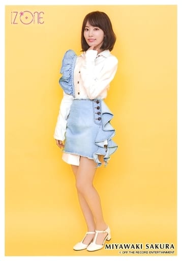 2025年最新】宮脇咲良 生写真の人気アイテム - メルカリ