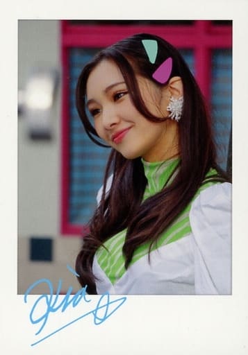 駿河屋 -<中古>Girls2/山口綺羅/印刷サイン入り/フォトカード(Girls