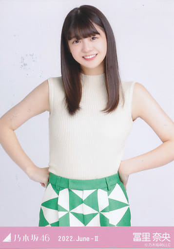 乃木坂46 ノースリニット プチハイネックノースリニット | ニット | NOELA OFFICIAL WEB STORE