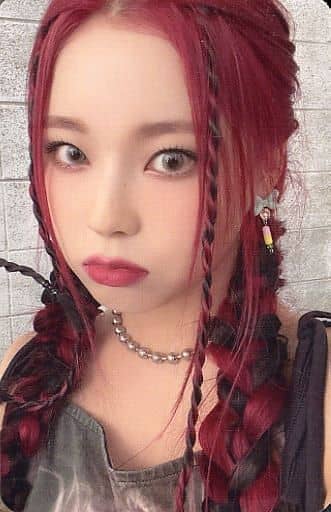 駿河屋 -<中古>NMIXX/ギュジン(KYUJIN)/CD「2ND SINGLE ALBUM ENTWURF