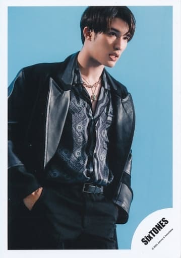 駿河屋 -<中古>SixTONES/ジェシー/膝上/アルバム「声」MV＆ジャケ写