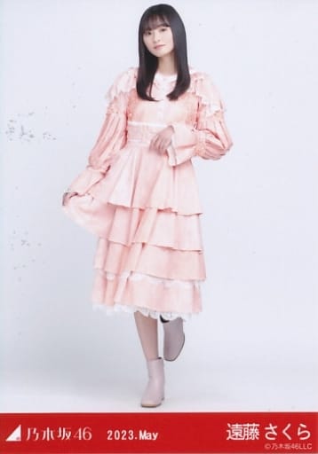 数量限定セール  駿河屋 -<中古>遠藤さくら/全身・スペシャル衣装37/「乃木坂46 アイドル