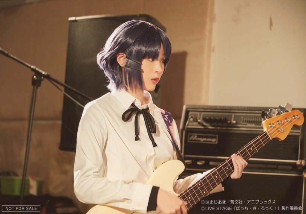 LIVE STAGE 「ぼっち・ざ・ろっく！」 山田リョウ (小山内花凜) GUNFoeSbEAA9v7o.jpg