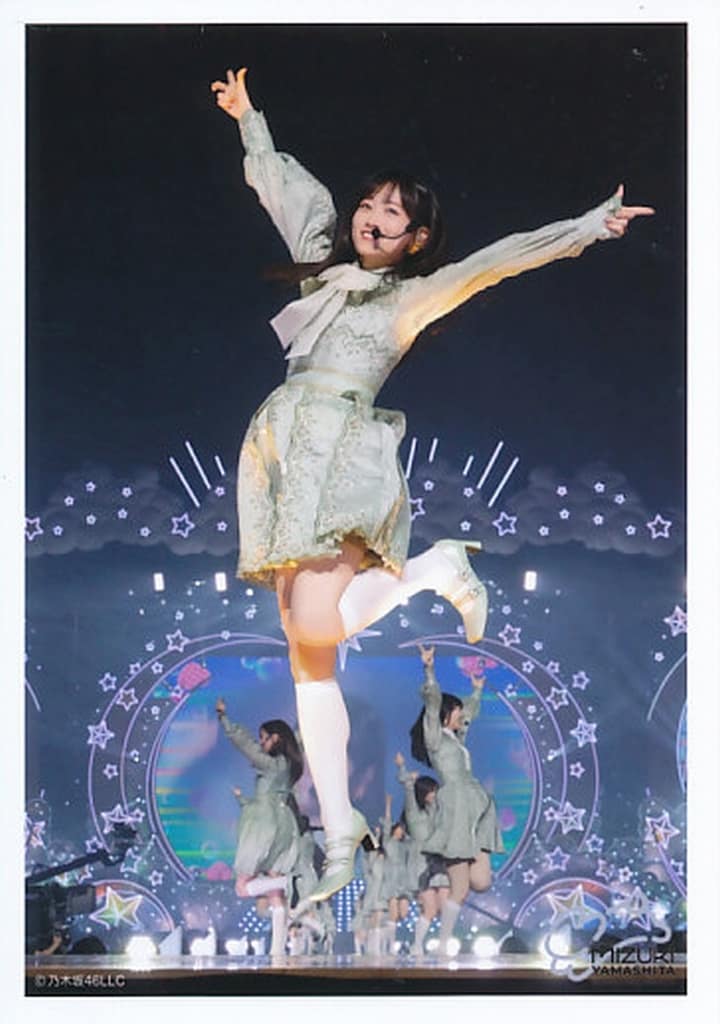 乃木坂46 生写真 山下美月 乃木坂46山下美月、写真集のネット限定カバー2種公開「“かわいいだけ