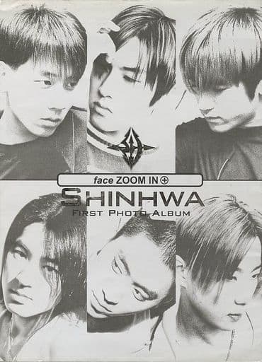 男性写真集　<<韓流>> 付録付)神話(SHINHWA) FIRST PHOTO ALBUM face ZOOM IN + 駿河屋 -<中古><<韓流>> ランクB)付録付)神話（SHINHWA) FIRST