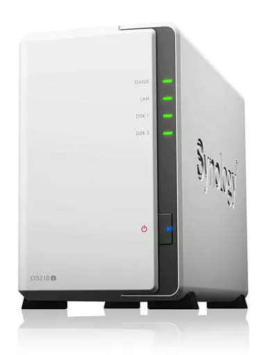 PCハード　Synology DiskStation 2ベイ NASキット [DS218j](状態：箱(内箱含む)・クイックインストールガイド欠品、本体状態難)